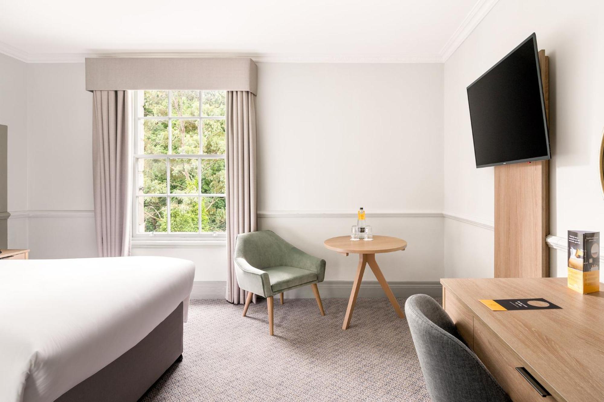 คราวน์ พลาซา เอดินเบอระ - รอยัล เทอเรซ Hotel เอดินบะระ ภายนอก รูปภาพ